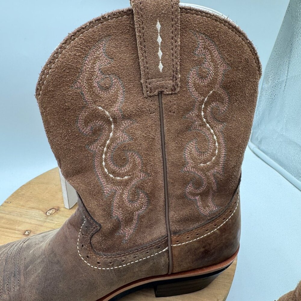 Ariat Women's Fatbaby Heritage Dapper Western Boots are identified by the style - Picture 11 of 16